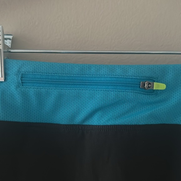 The North Face Women’s Eat my Dust Running Skirt Skort Gray Blue Sz Small Run - Picture 6 of 10